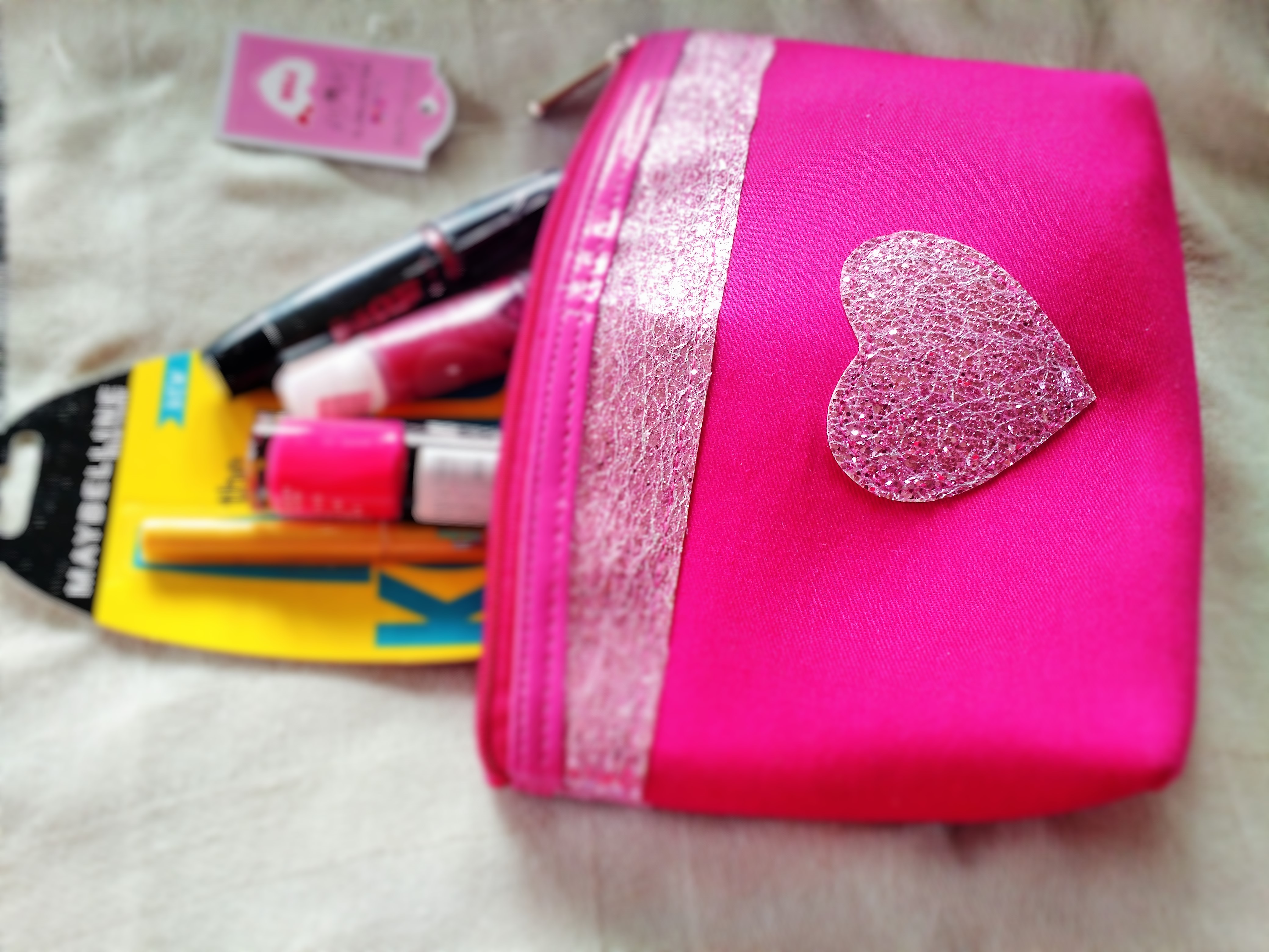 Maybelline Instaglam Valentine's Gift Kit